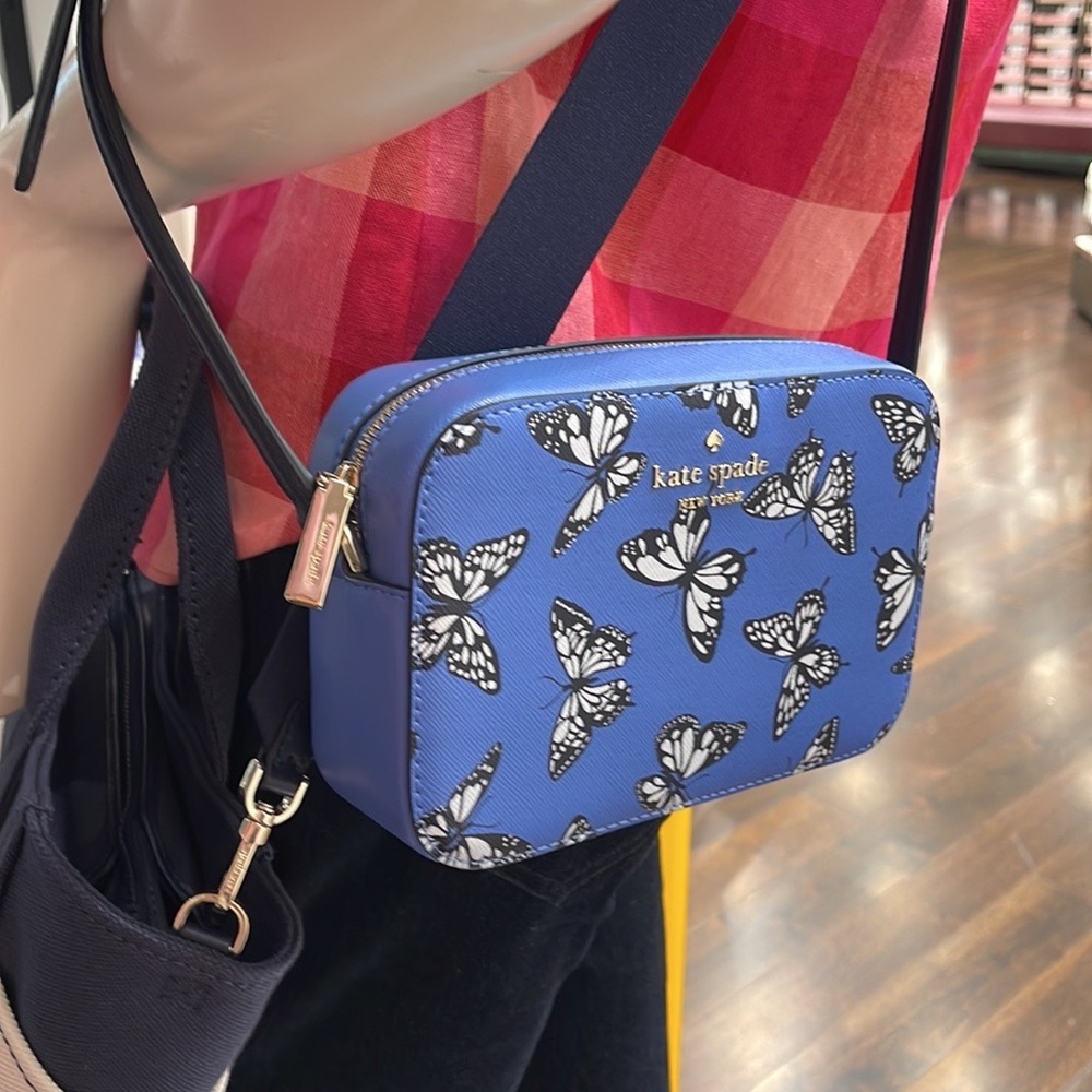 Kate Spade Staci Butterfly Sky Printed Mini Camera Bag,
Blue Multi
NWT - Picture 9 of 16